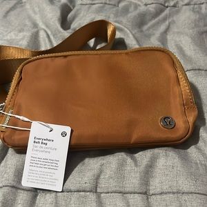 Lululemon Everywhere Belt Bag